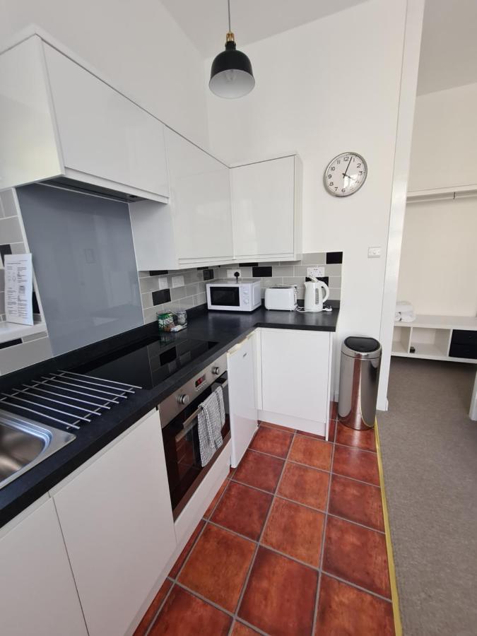 Meadowside Holiday Apartments ทอร์คิ ภายนอก รูปภาพ