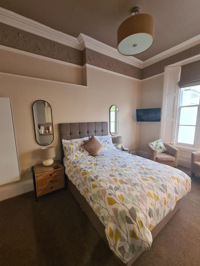Meadowside Holiday Apartments ทอร์คิ ภายนอก รูปภาพ