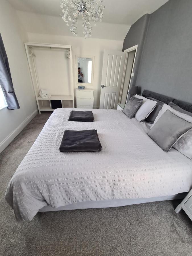 Meadowside Holiday Apartments ทอร์คิ ภายนอก รูปภาพ